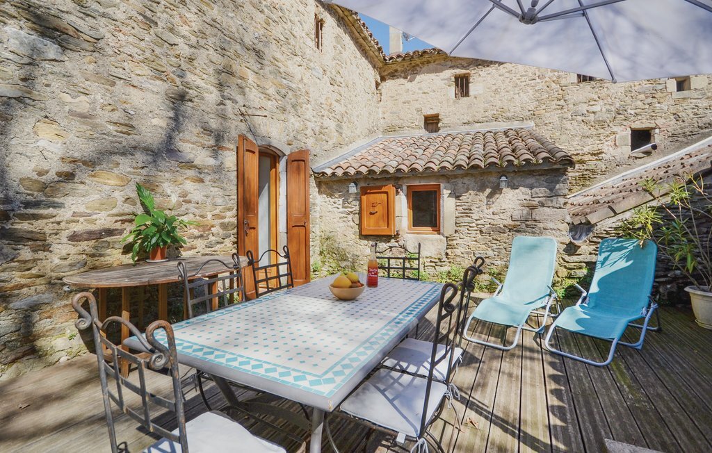 Appartement château XIVe siècle avec piscine privée - Photo 6