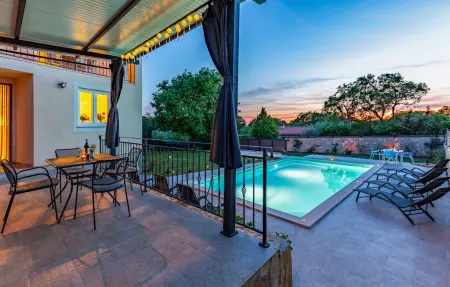 Amazing house with pool, Location Maison 10 personnes à Medulin - Photo 18