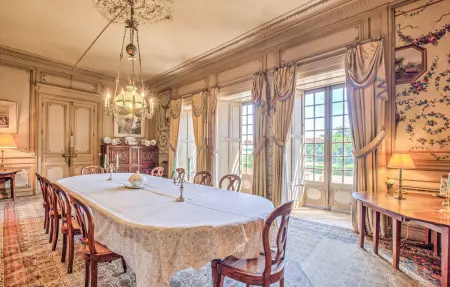 Château du XVe siècle, 12 personnes, piscine chauffée : photo 5