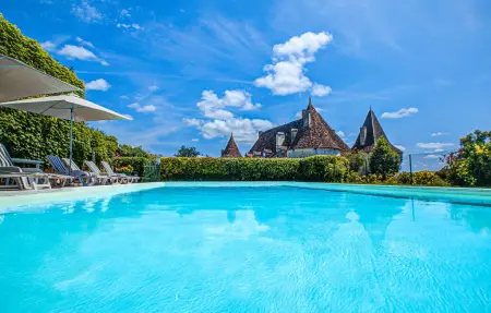 Château du XVe siècle, 12 personnes, piscine chauffée : photo 11