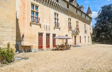 Château du XVe siècle, 12 personnes, piscine chauffée : photo 15