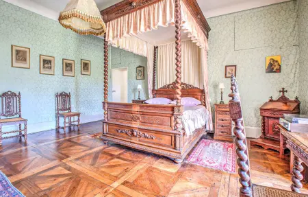 Château du XVe siècle, 12 personnes, piscine chauffée : photo 29