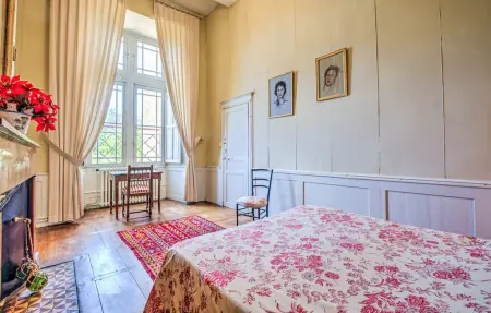 Château du XVe siècle, 12 personnes, piscine chauffée : photo 31
