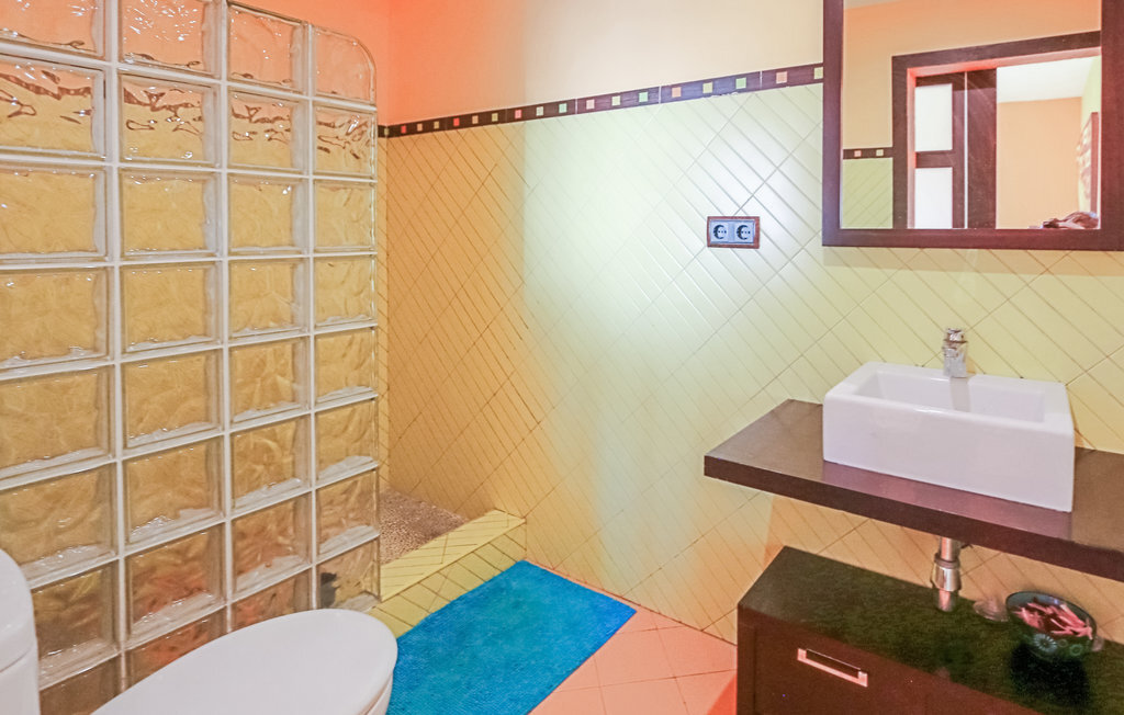 Villa de rêve avec piscine dans quartier résidentiel - Photo 31