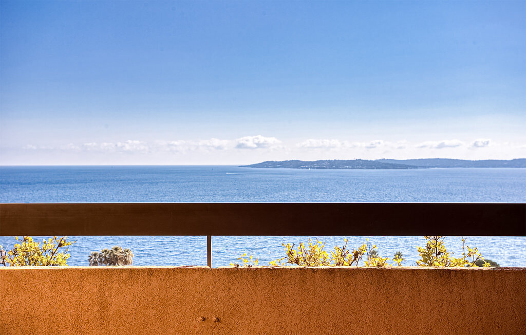 Villa mitoyenne vue golfe à Sainte Maxime - Photo 7
