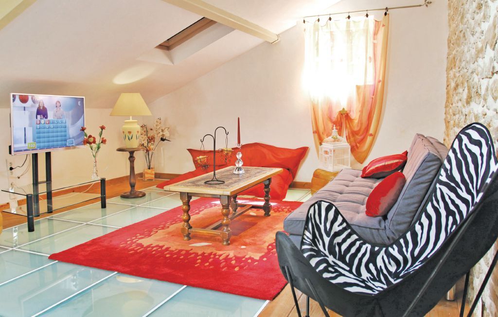 Maison du 18e siècle, 1 hectare, proche Roque-sur-Cèze - Photo 2
