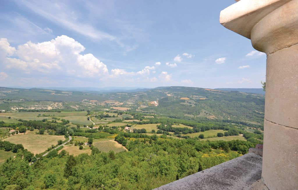 Maison de village provençale avec vue panoramique - Photo 1