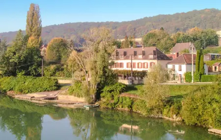 Location maison à Jaulgonne, Apt A