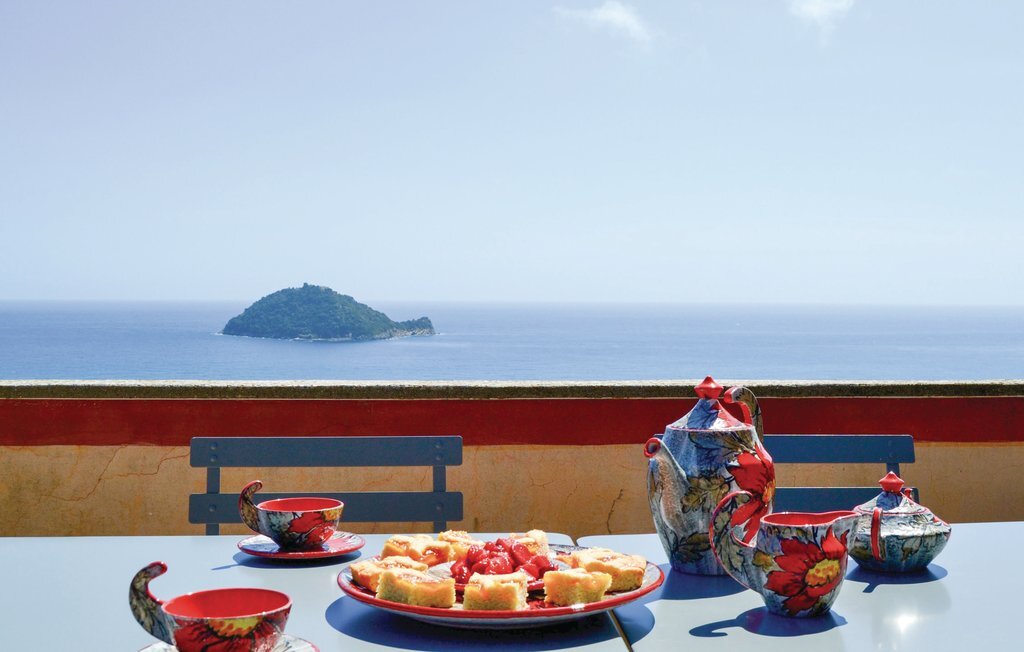 Maison Julia : vue sur la côte à Albenga - Photo 1