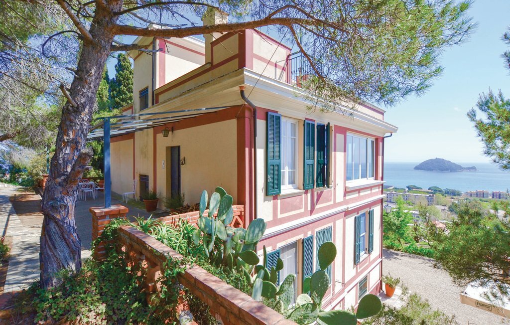 Maison Julia : vue sur la côte à Albenga - Photo 2