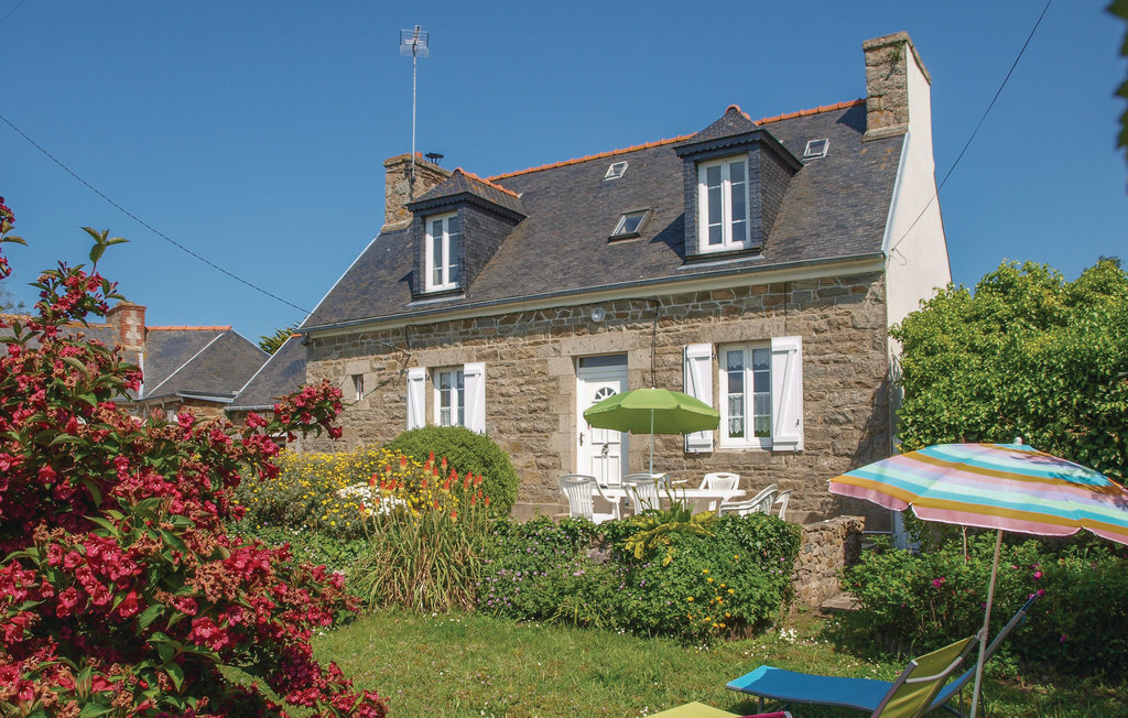 Maison de pêcheur en pierre, Sillon de Talbert - Photo 1