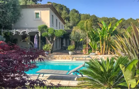 Location maison de vacances à Speracedes