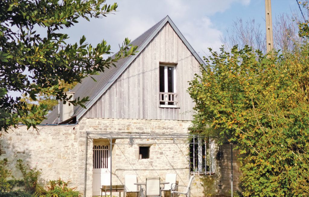 Ferme du 18e siècle avec piscine couverte à St. Germain du Pert - Photo 12