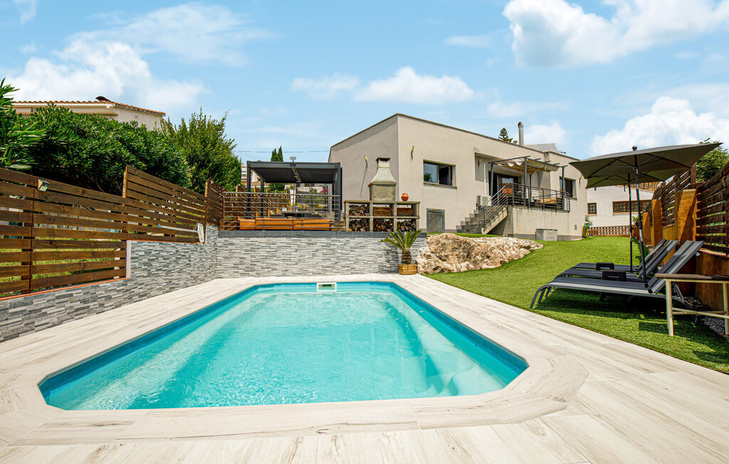 Maison 6 personnes à Santa Susanna - Photo 1