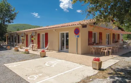 Location maison de vacances à Courry