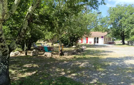 Location Maison 14 personnes à Courry - Photo 1