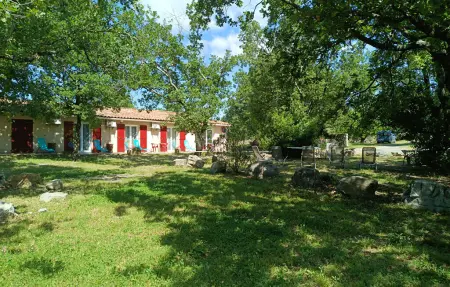Location Maison 14 personnes à Courry - Photo 2