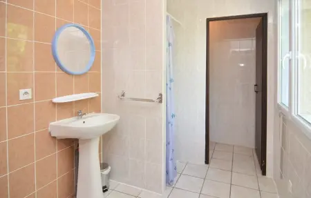 Location Maison 14 personnes à Courry - Photo 5
