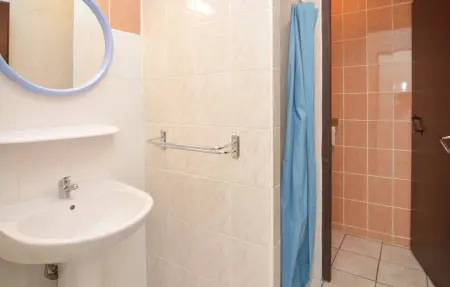Location Maison 14 personnes à Courry - Photo 22