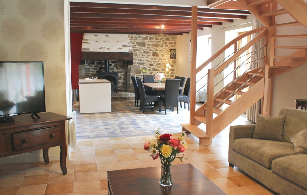Maison 8 personnes à Pleudihen sur Rance - Photo 2