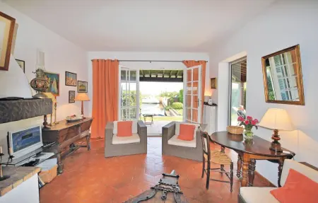 Maison rénovée avec accès direct à la mer à Port Grimaud : photo 5