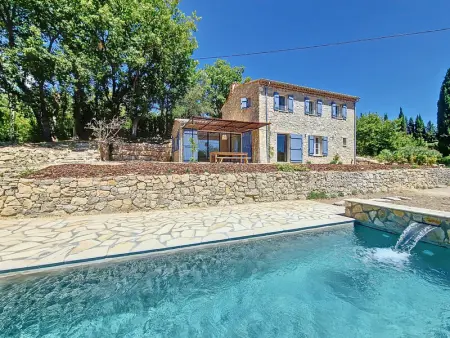 Location villa de vacances à Montauroux