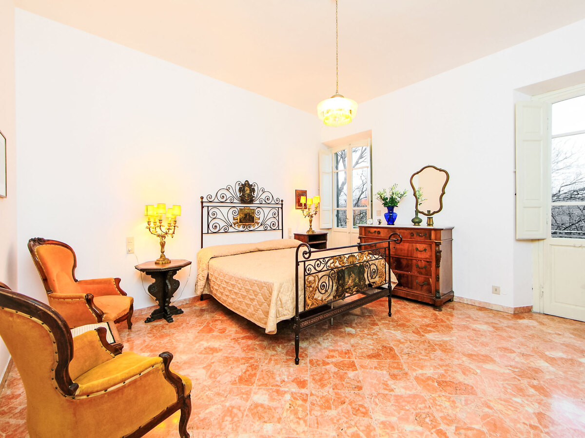 Villa Poggio Patrignone, 12 pers., piscine & chapelle - Photo 15