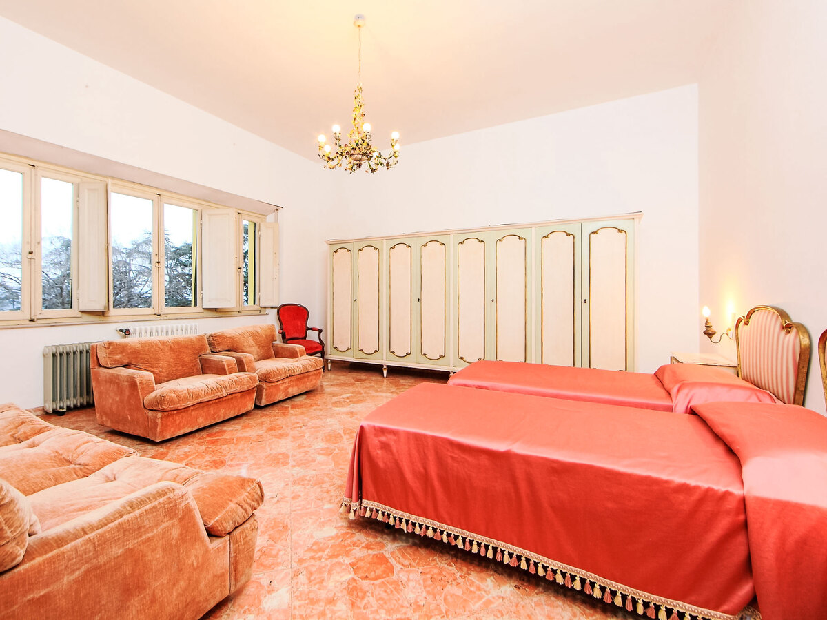 Villa Poggio Patrignone, 12 pers., piscine & chapelle - Photo 18