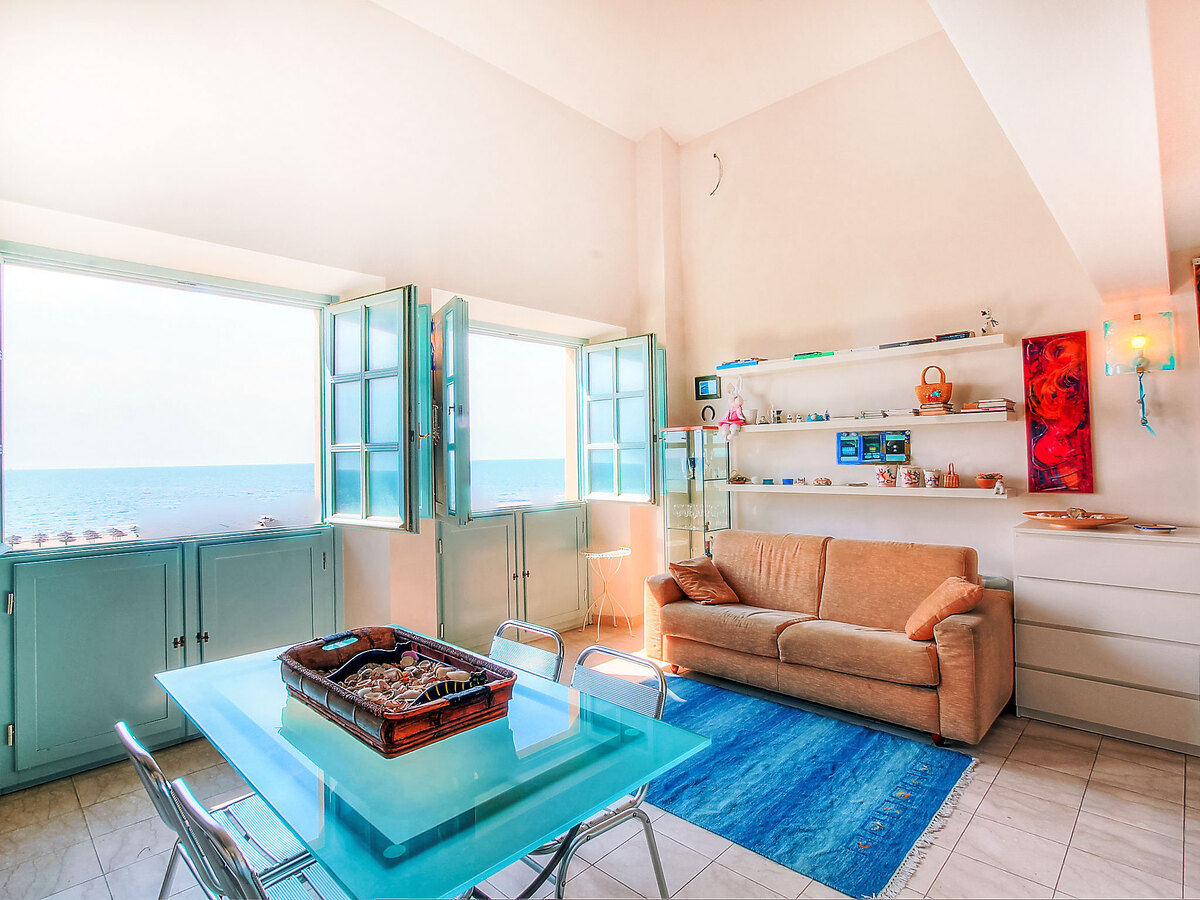 Suite 48 – Appartement 2 niveaux avec vue mer à Tirrenia - Photo 4