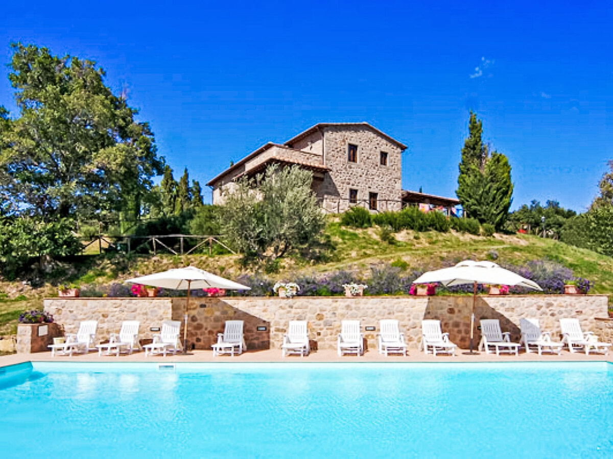 Podere dei Venti, gîte 12 pers. avec piscine à Castel del Piano - Photo 4