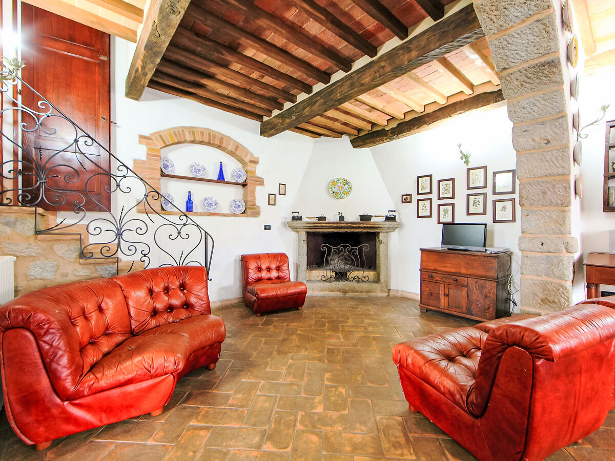 Podere dei Venti, gîte 12 pers. avec piscine à Castel del Piano - Photo 7