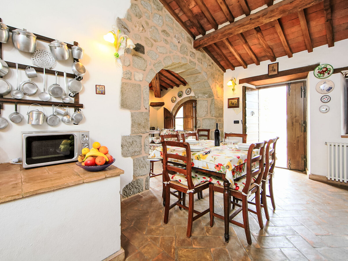 Podere dei Venti, gîte 12 pers. avec piscine à Castel del Piano - Photo 13