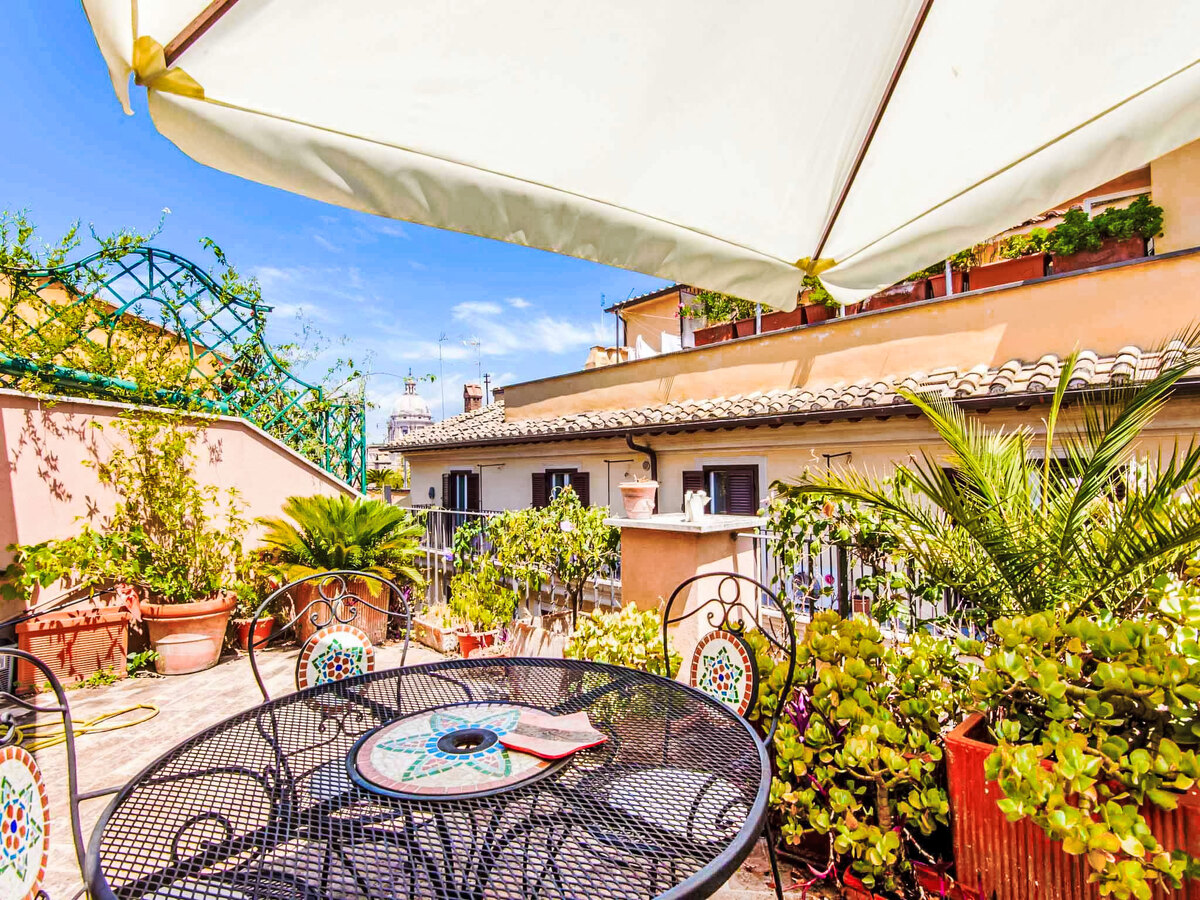 Appartement avec terrasse vue ville, cœur de Rome - Photo 1