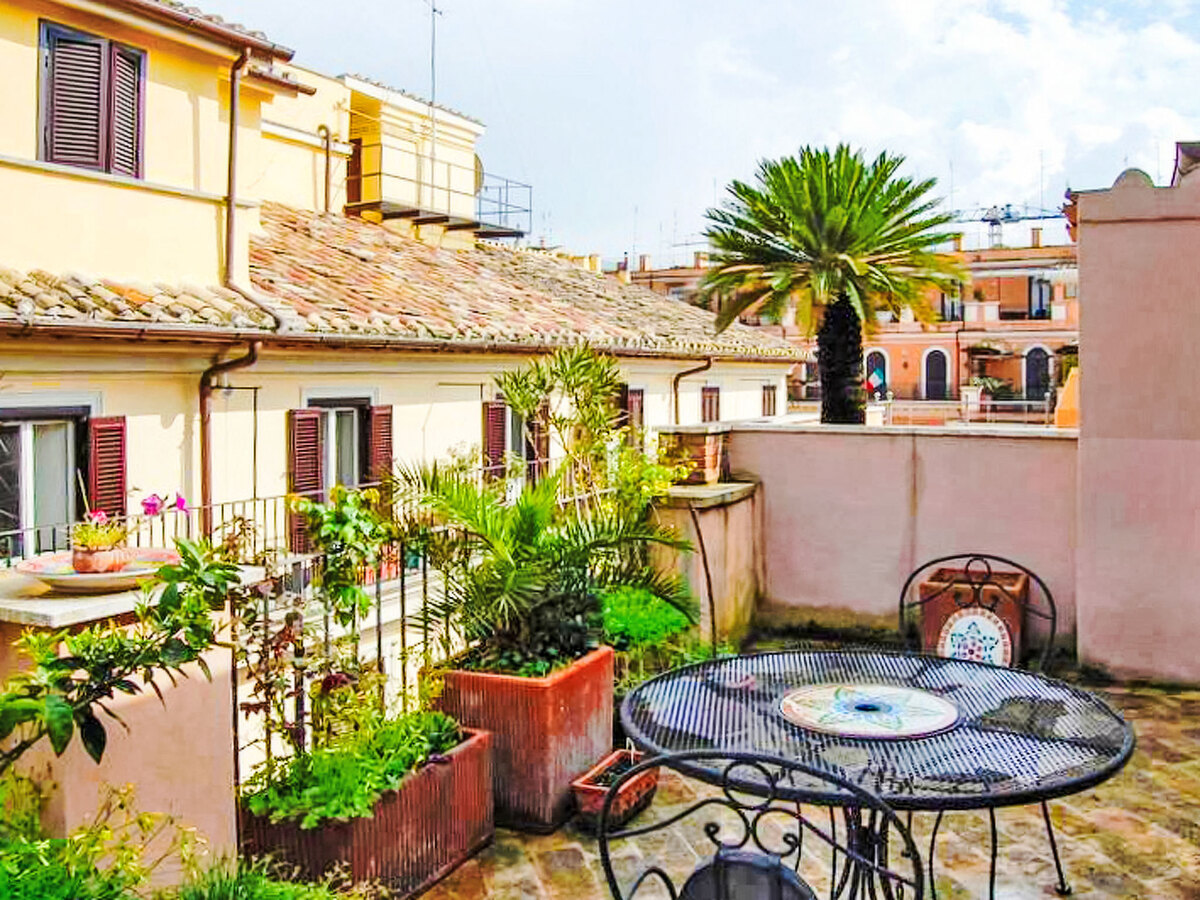 Appartement avec terrasse vue ville, cœur de Rome - Photo 16