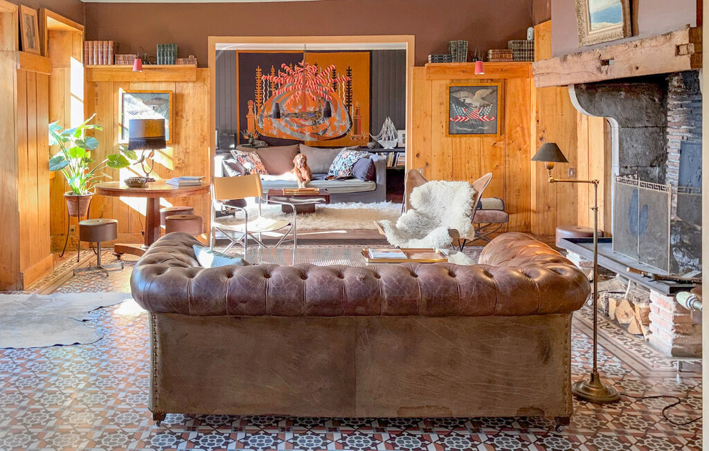 Maison 19ème siècle avec piscine et parc 5000 m² - Photo 3