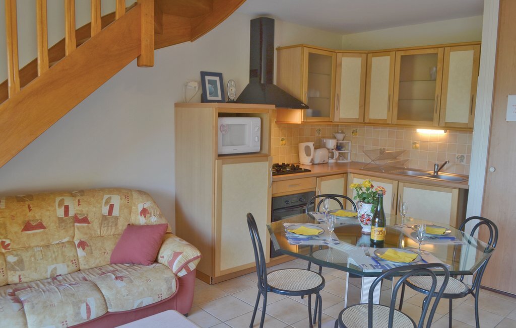 Maison 2 chambres à 2 km de la plage de La Torche - Photo 6