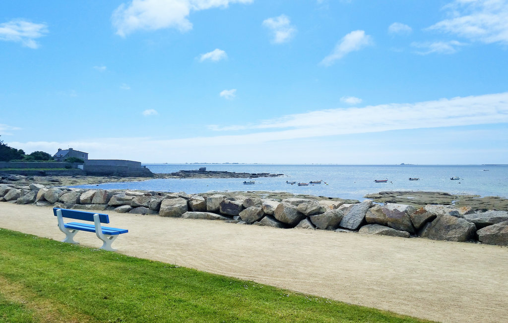 Maison 2 chambres à 2 km de la plage de La Torche - Photo 12