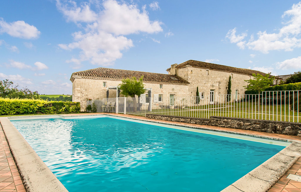 Maison 11 personnes avec piscine privée à Beauville - Photo 1