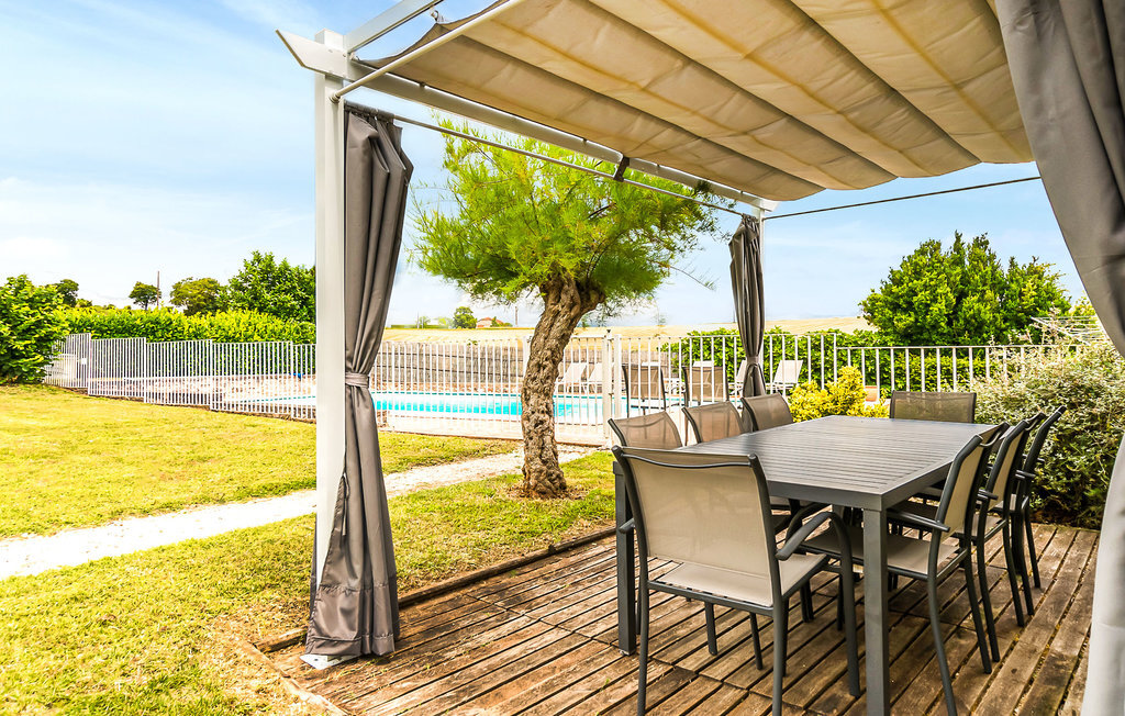 Maison 11 personnes avec piscine privée à Beauville - Photo 10