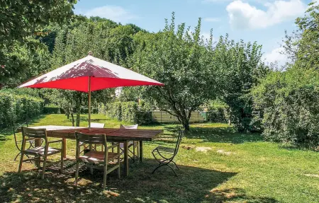 Maison 5 chambres avec piscine et jardin en bord de rivière : photo 2
