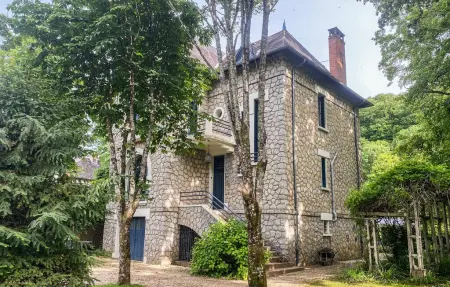 Maison 5 chambres avec piscine et jardin en bord de rivière : photo 9