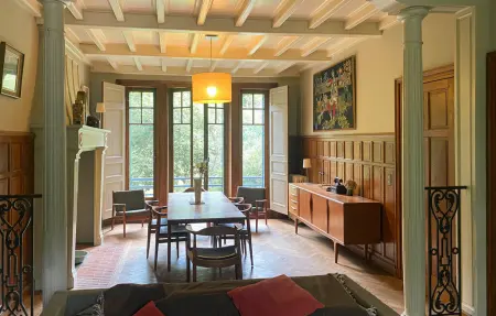 Maison 5 chambres avec piscine et jardin en bord de rivière : photo 10