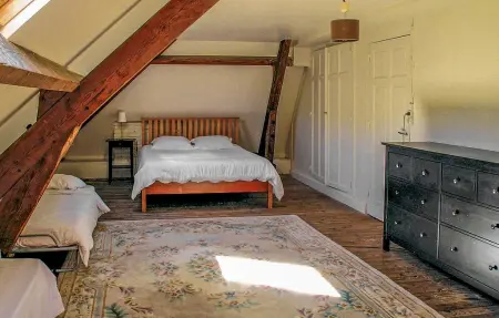 Maison 5 chambres avec piscine et jardin en bord de rivière : photo 12