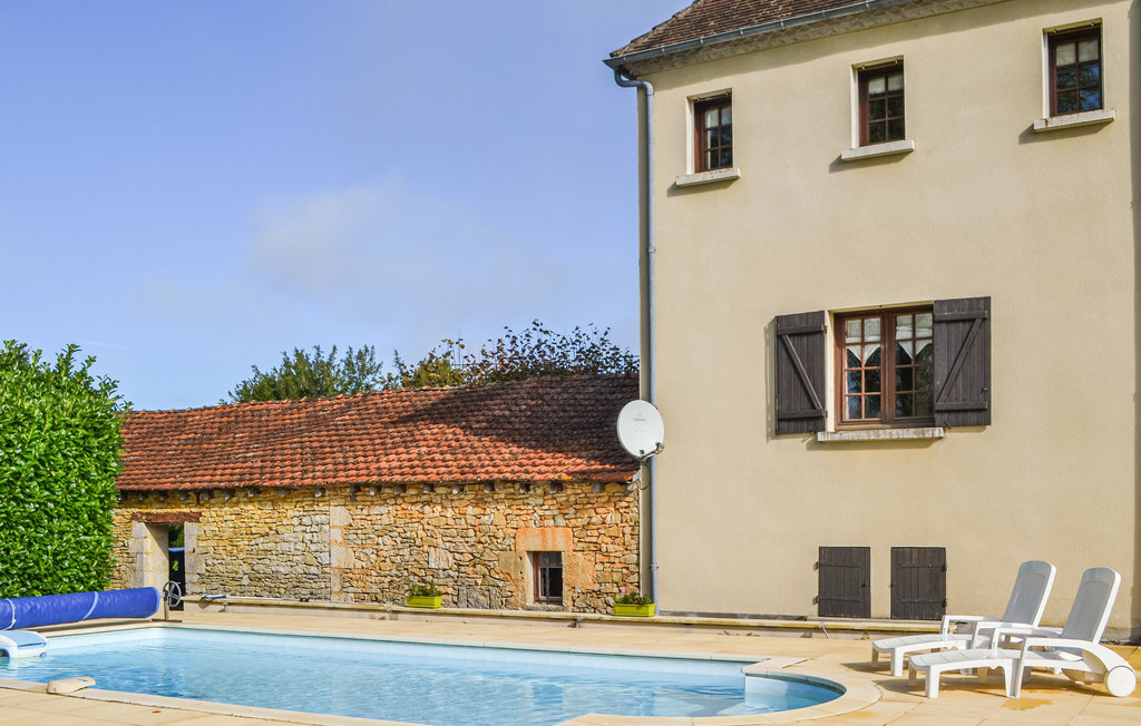 Maison avec piscine privée à Gabillou, accessible PMR - Photo 3