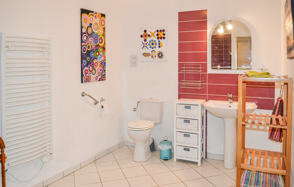 Maison avec piscine privée à Gabillou, accessible PMR - Photo 7