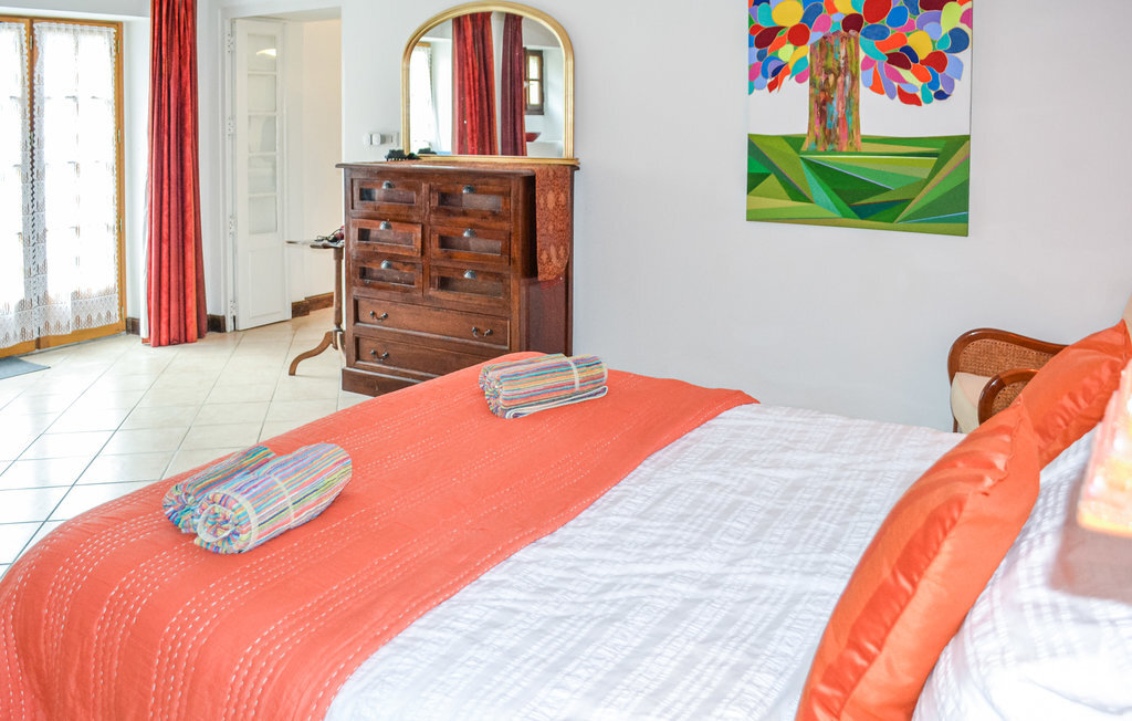 Maison avec piscine privée à Gabillou, accessible PMR - Photo 16