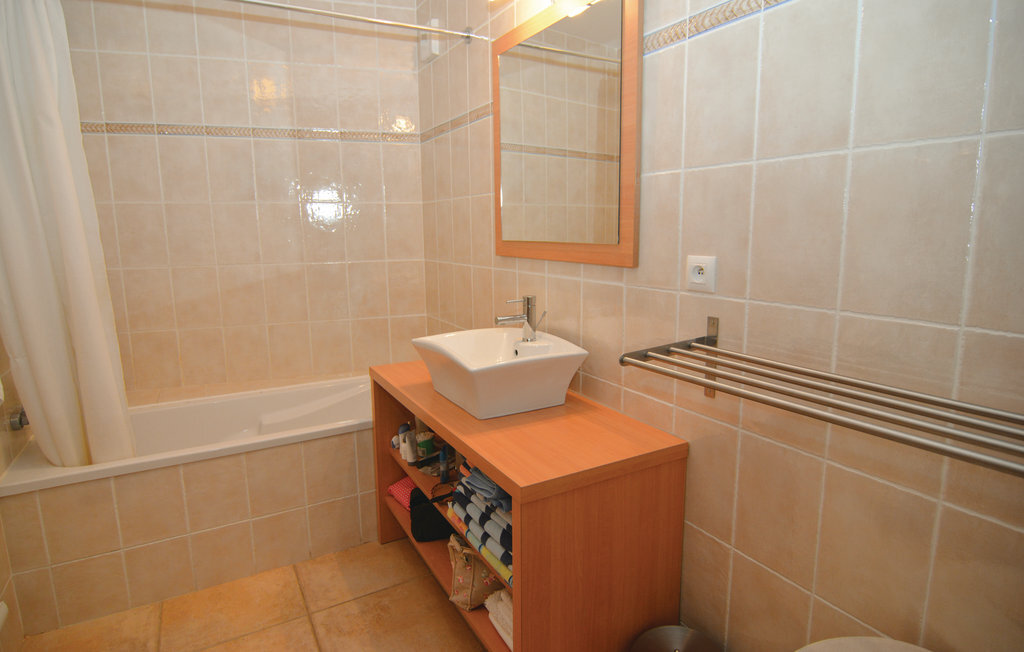 Maison avec amarrage privé à Aigues-Mortes - Photo 7