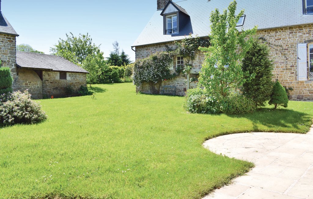 Maison en pierre près de l'abbaye de La Lucerne - Photo 8