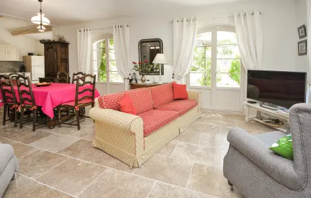 Maison 4 chambres avec piscine aux Alpilles, Eygalières : photo 3