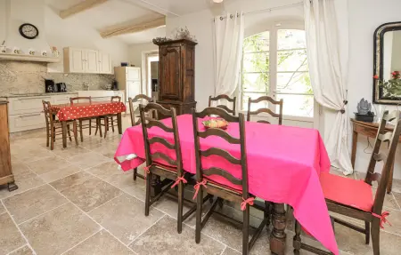 Maison 4 chambres avec piscine aux Alpilles, Eygalières : photo 22